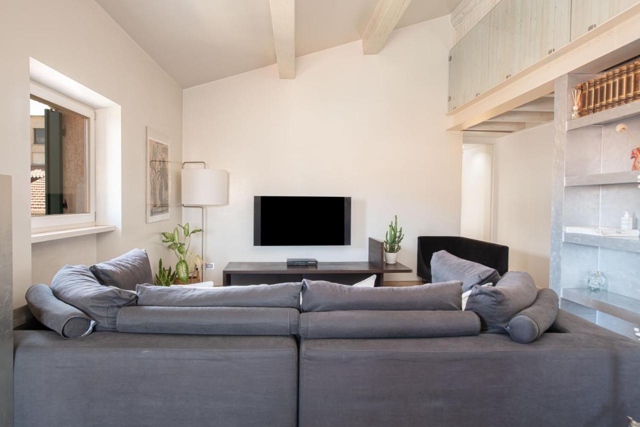 Stunning Top Floor Flat In The Heart Of Verona Dış mekan fotoğraf